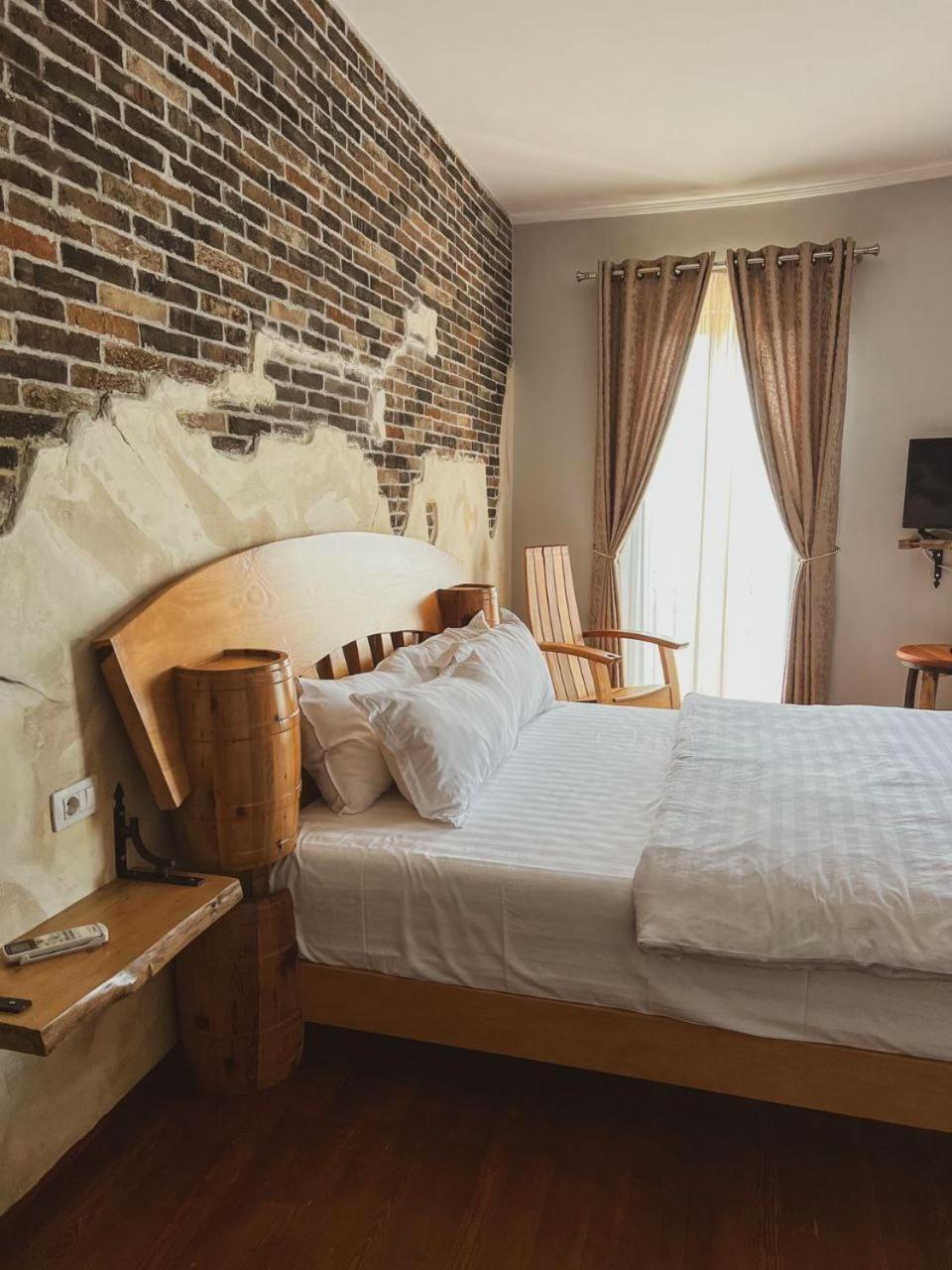 Nurellari Winery Cellar And Guest House Berat Exterior foto